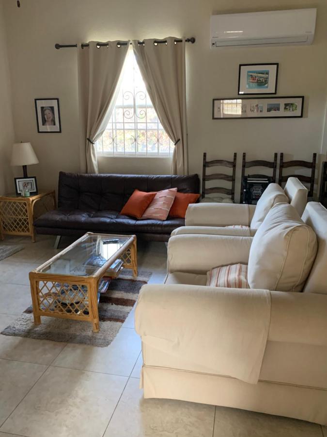 Raivens Nest Bed And Breakfast 크리스트 처치 외부 사진